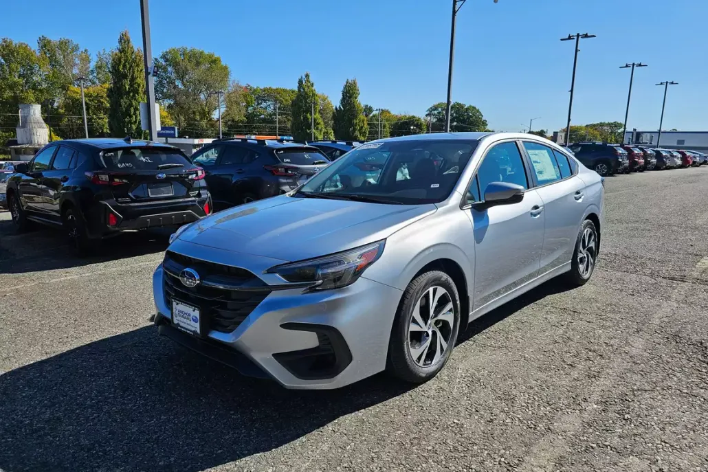 2025 Subaru Legacy Premium photo 1