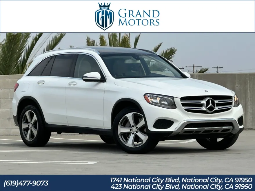 2016 Mercedes Benz GLC 300 4MATIC photo 1