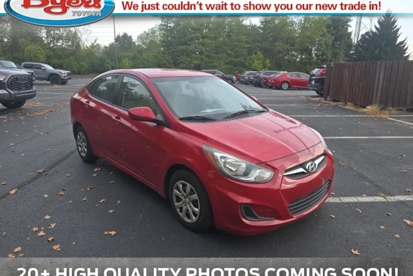 2014 Hyundai Accent GLS photo 1