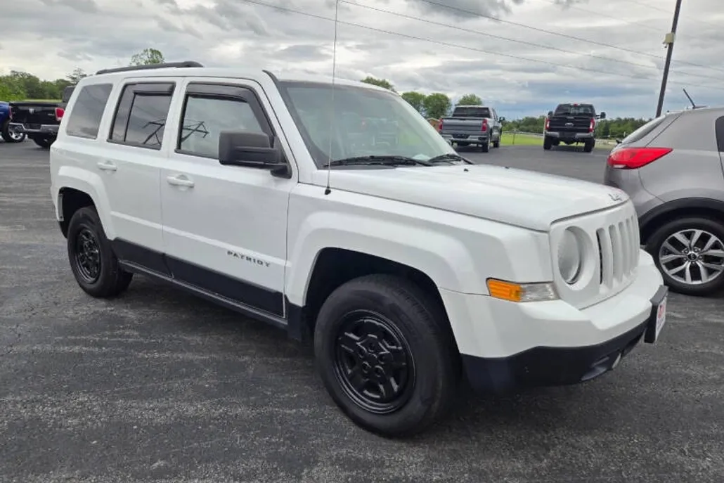 2014 Jeep Patriot Sport photo 1