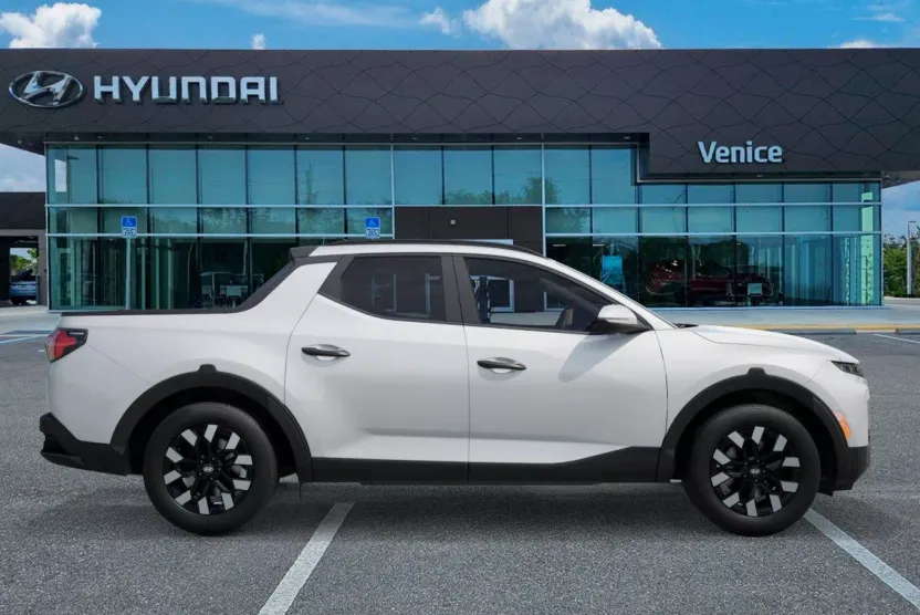 2026 Hyundai Santa Cruz SEL Activity photo 1