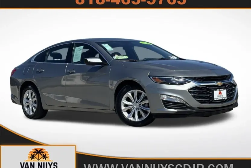 2023 Chevrolet Malibu 1LT photo 1