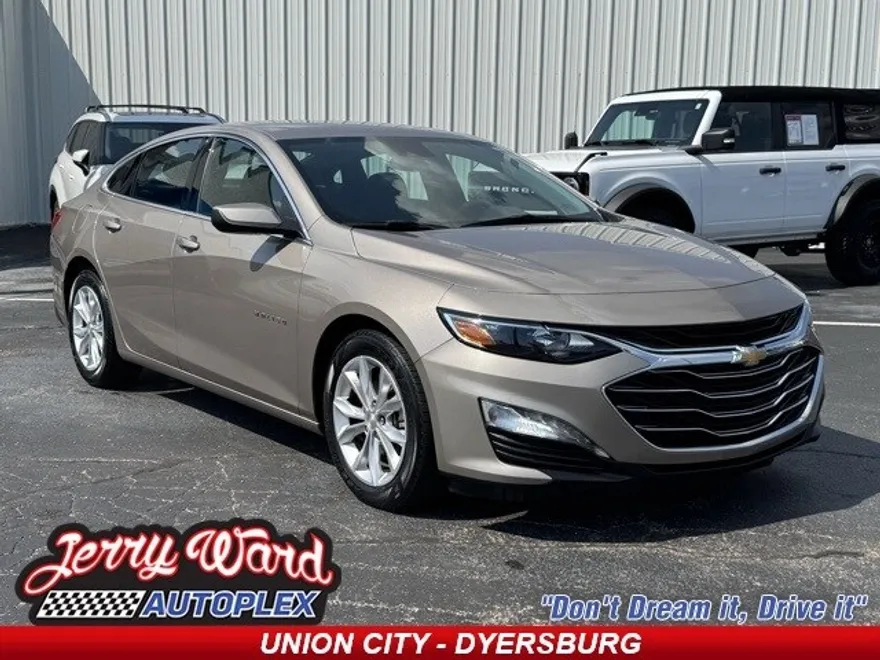 2023 Chevrolet Malibu 1LT photo 1