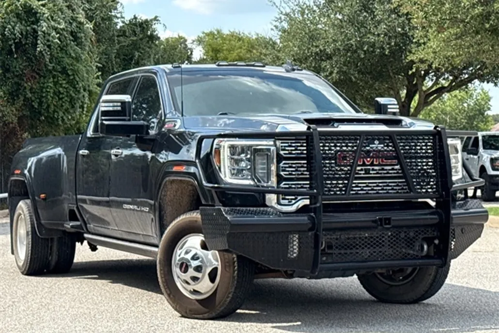 2022 Gmc Sierra HD Denali photo 1