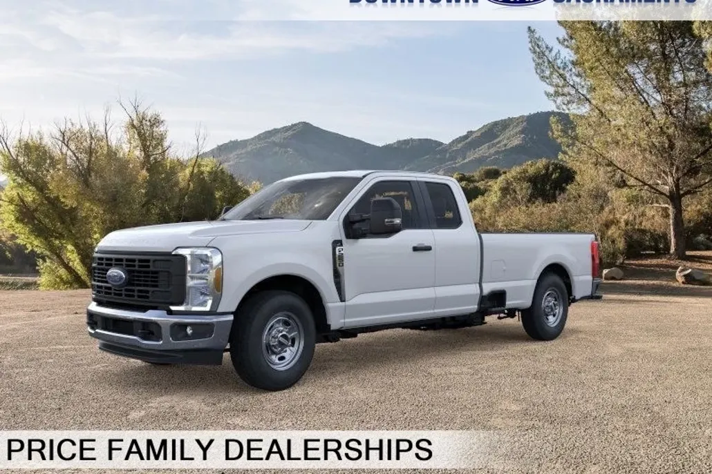 2025 Ford F-250 photo 1