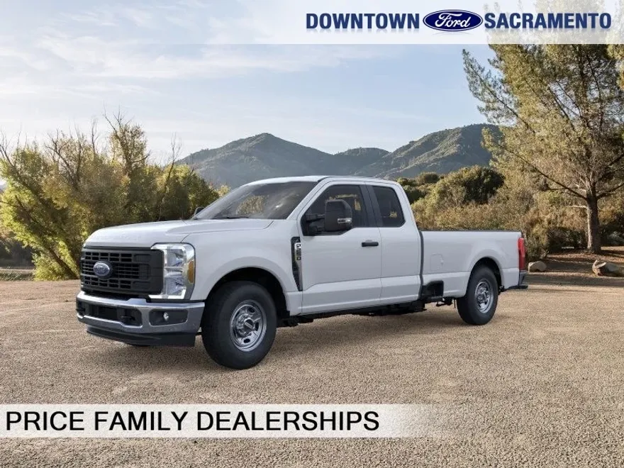 2025 Ford F-250 photo 1