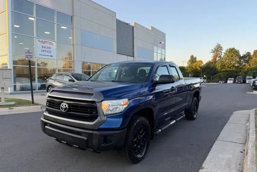 2015 Toyota Tundra SR5 Grade photo 1