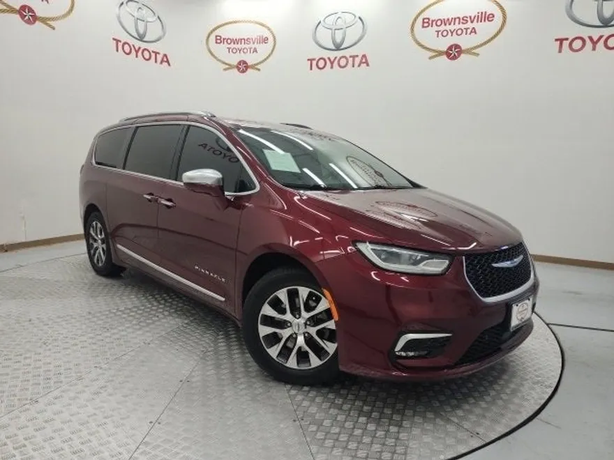 2021 Chrysler Pacifica Hybrid Pinnacle photo 1