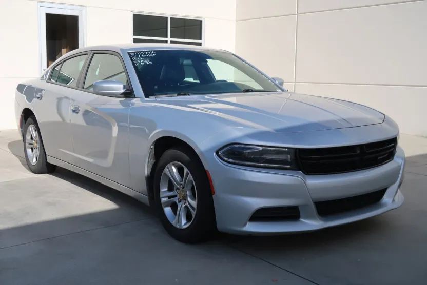 2020 Dodge Charger SXT photo 1