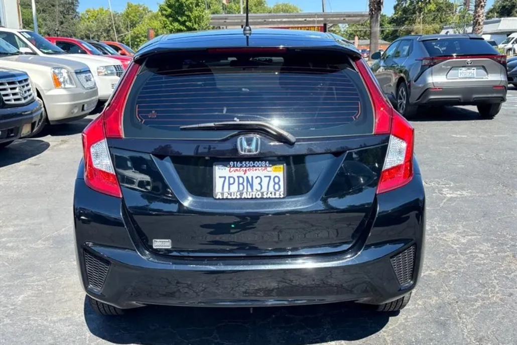 2016 Honda Fit LX photo 1