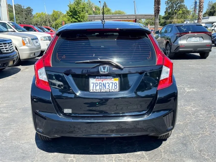 2016 Honda Fit LX photo 1