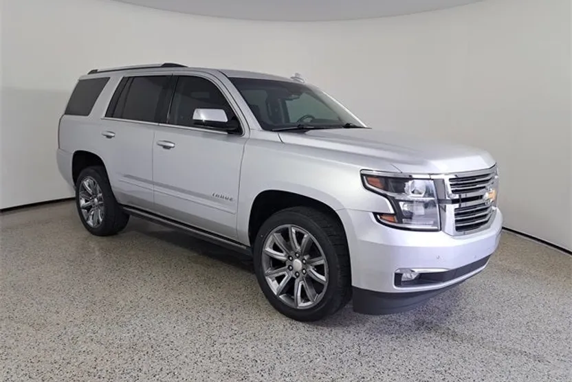 2019 Chevrolet Tahoe Premier photo 1