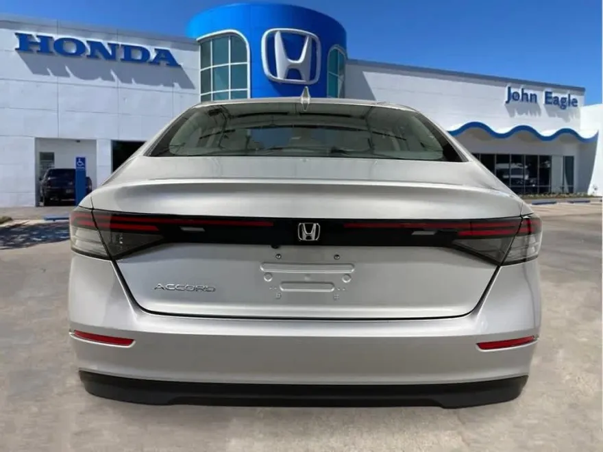 2025 Honda Accord LX photo 1