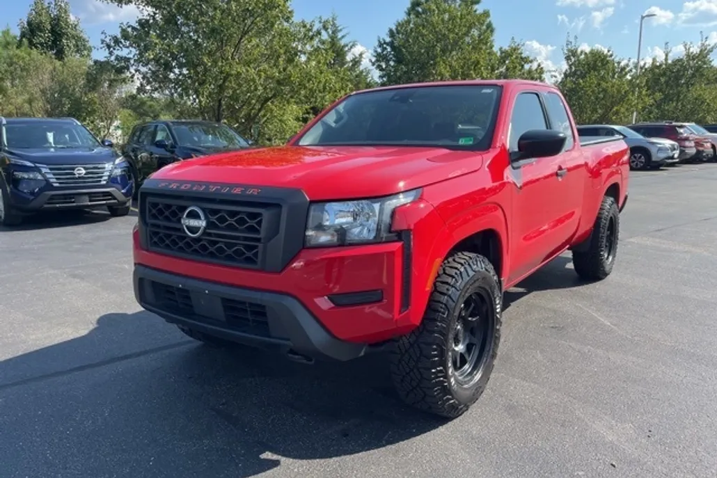 2022 Nissan Frontier S photo 1
