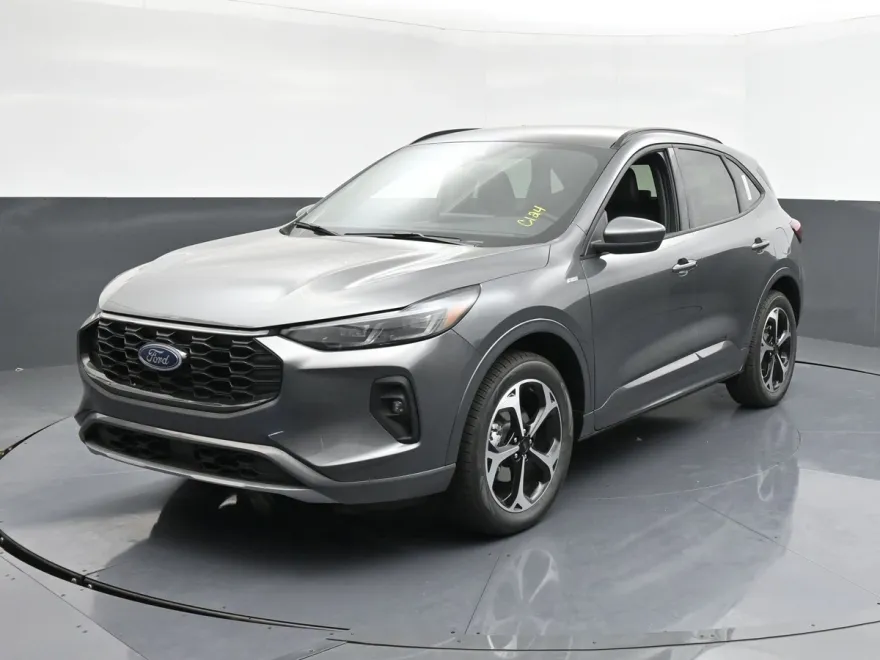 2025 Ford Escape ST-Line Elite photo 1