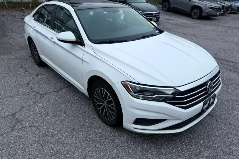 2019 Volkswagen Jetta 1.4T SE photo 1