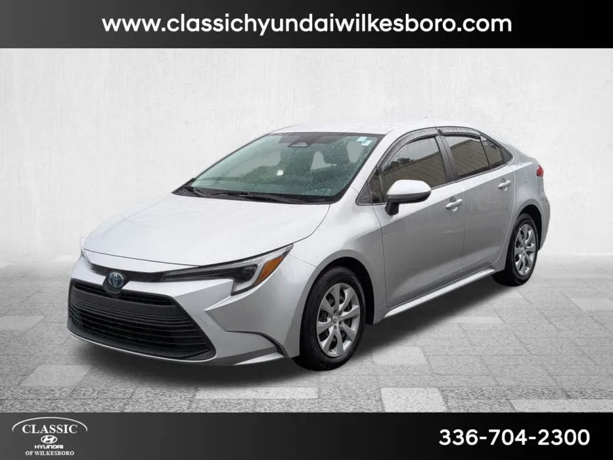 2023 Toyota Corolla Hybrid XLE photo 1