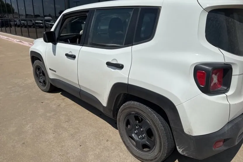 2021 Jeep Renegade Sport photo 1