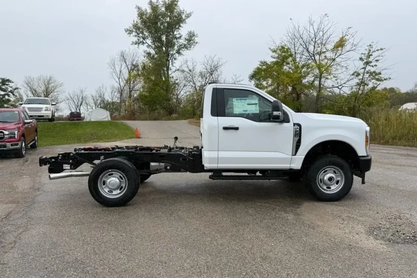 2026 Ford F-250 XL photo 1
