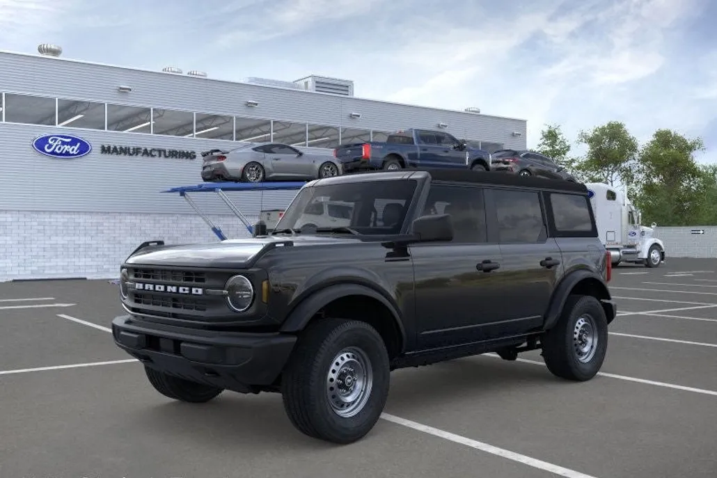 2025 Ford Bronco Base photo 1