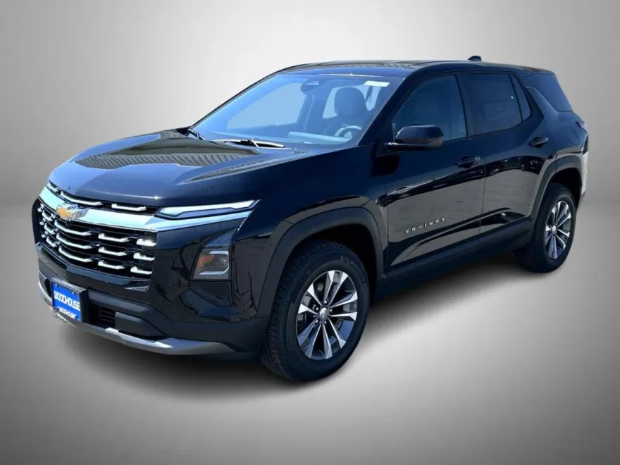 2026 Chevrolet Equinox LT photo 1