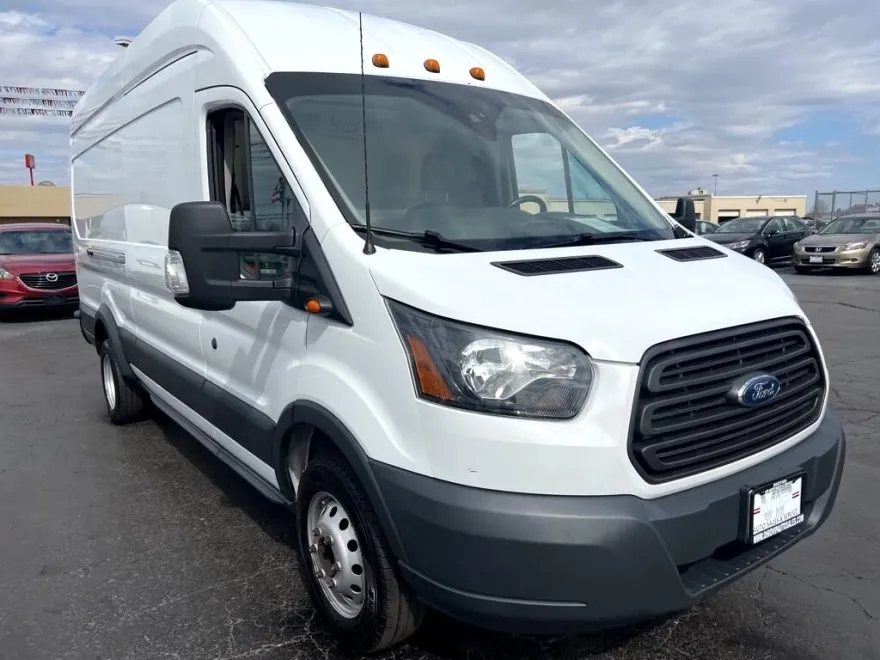2016 Ford Transit photo 1