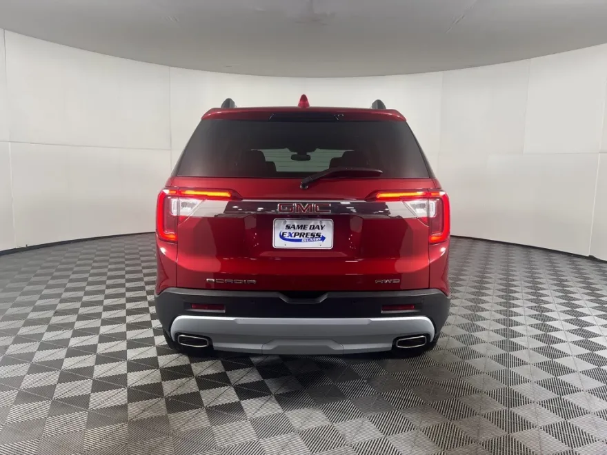 2023 Gmc Acadia SLT photo 1