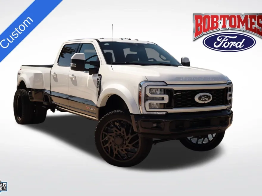 2025 Ford F-450 photo 1