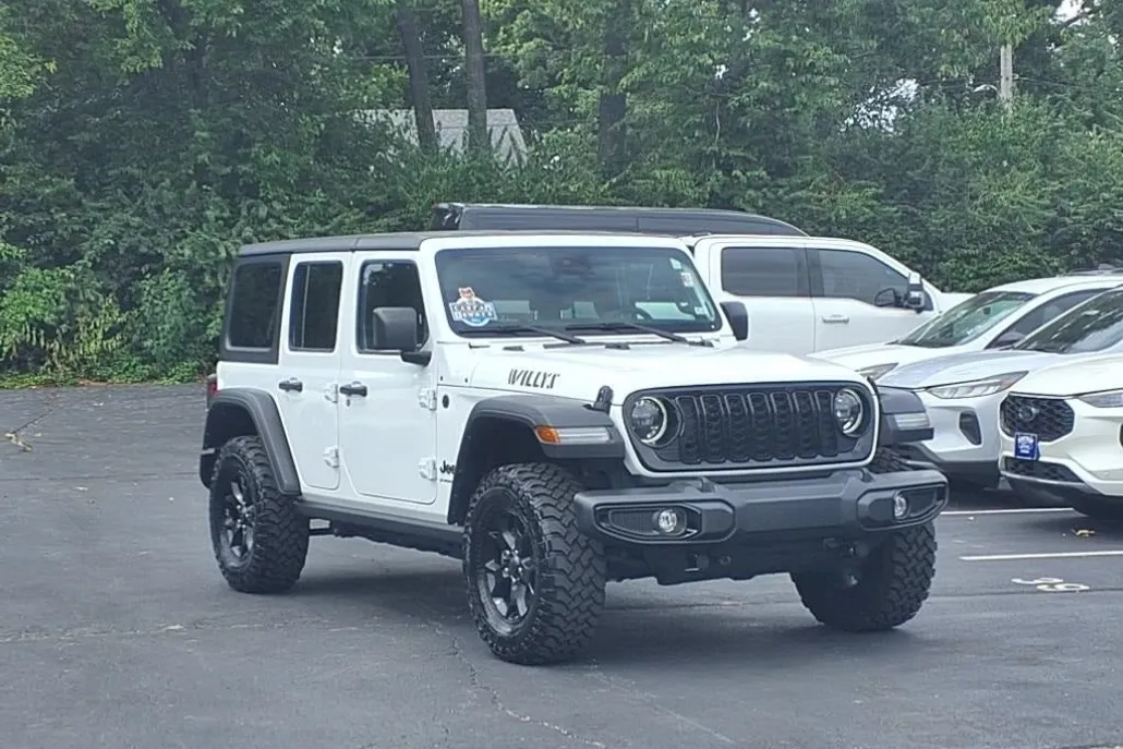 2024 Jeep Wrangler Willys photo 1