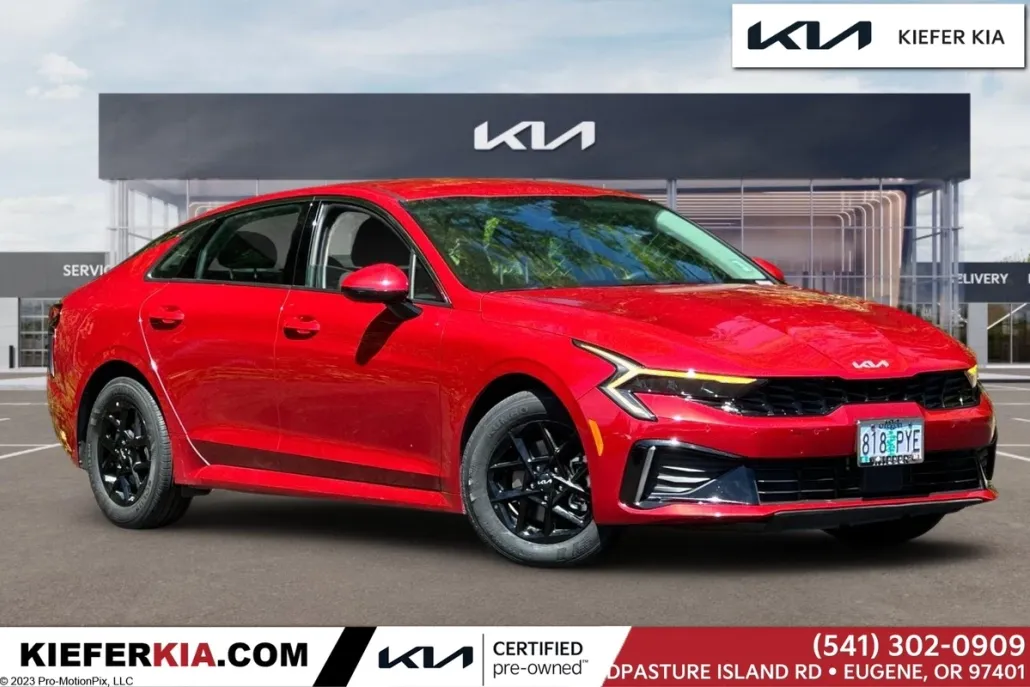 2025 Kia K5 LXS photo 1