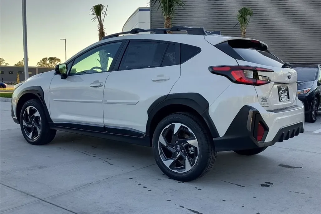 2024 Subaru Crosstrek Limited photo 1
