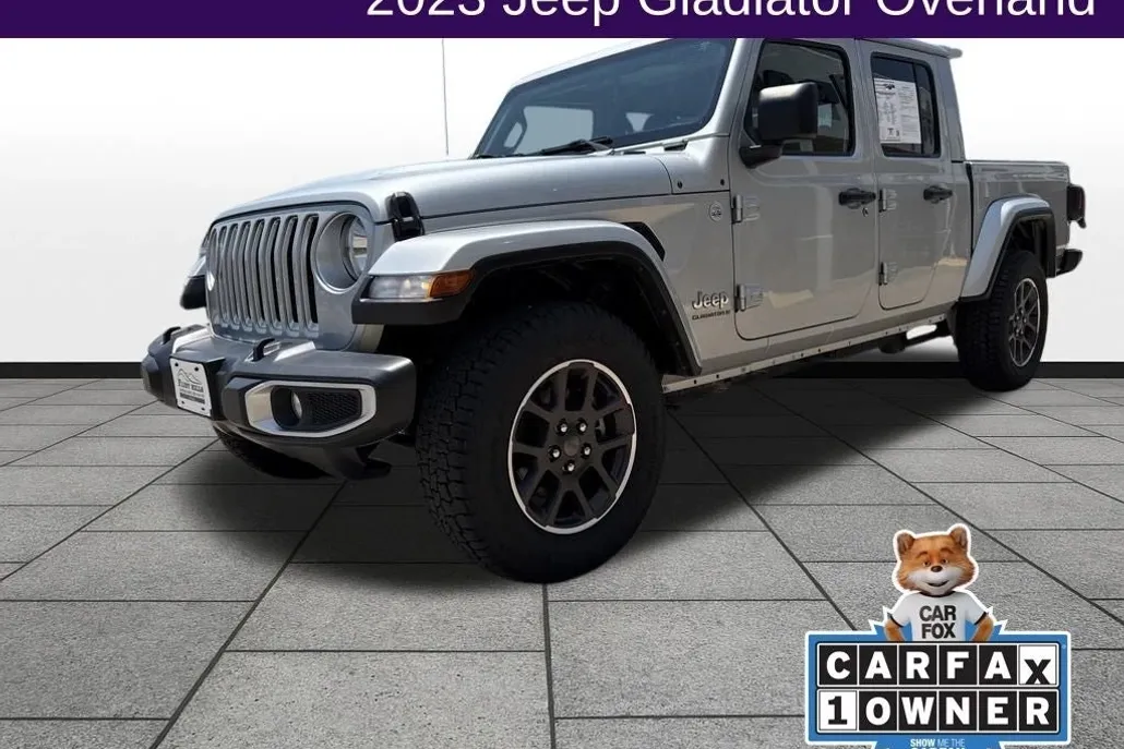 2023 Jeep Gladiator Overland photo 1