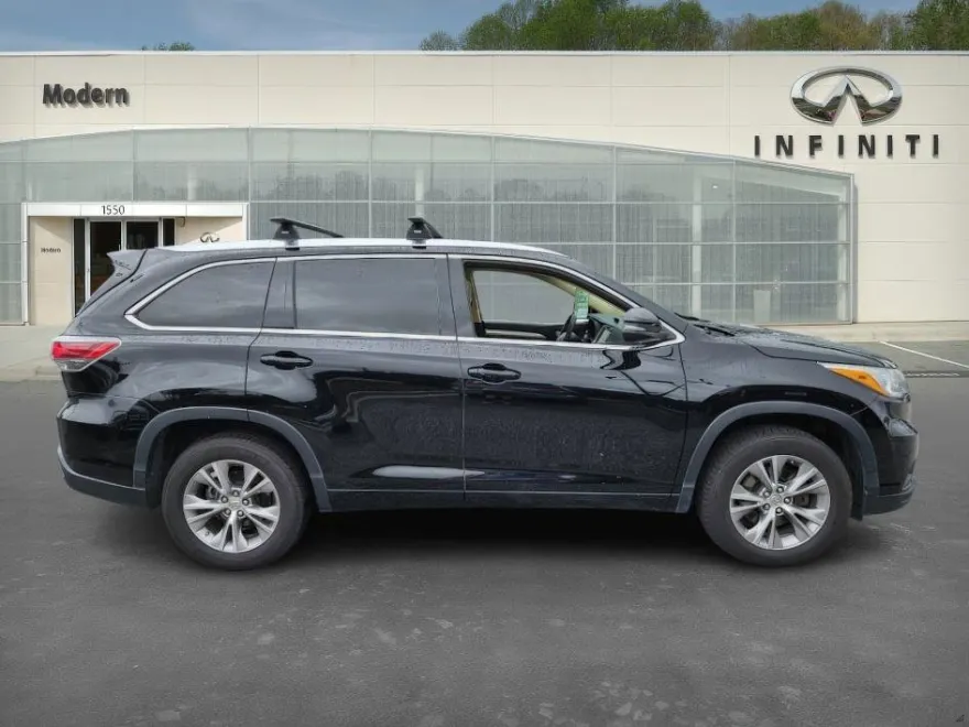 2015 Toyota Highlander XLE photo 1