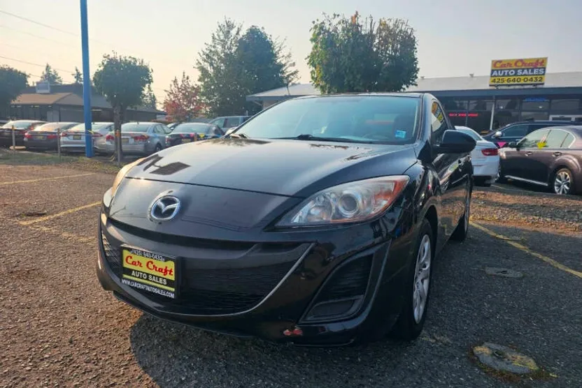 2011 Mazda Mazda3 i Sport photo 1