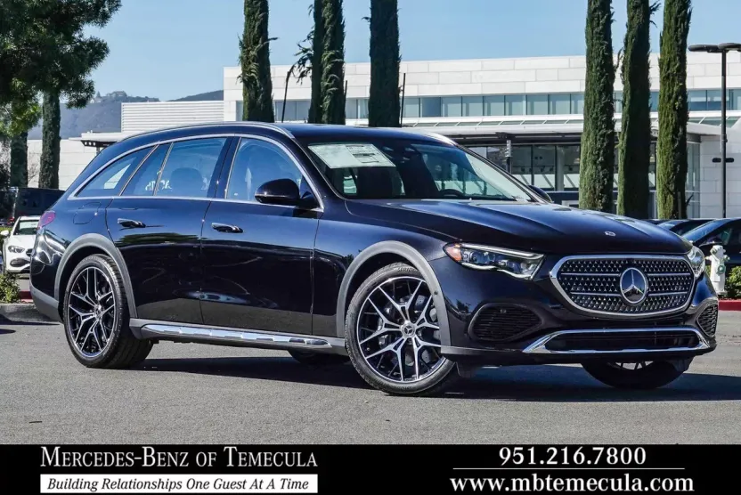 2025 Mercedes Benz E 450 Wagon photo 1