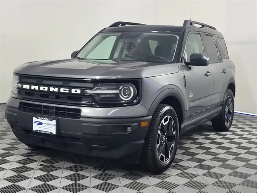 2023 Ford Bronco Sport Outer Banks photo 1