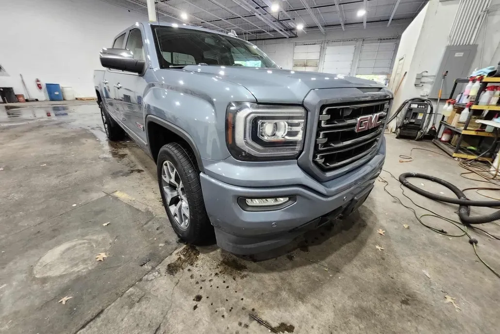 2016 Gmc Sierra 1500 SLT photo 1