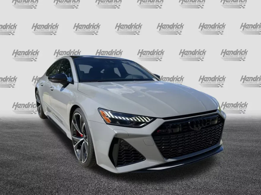 2023 Audi RS 7 Base photo 1