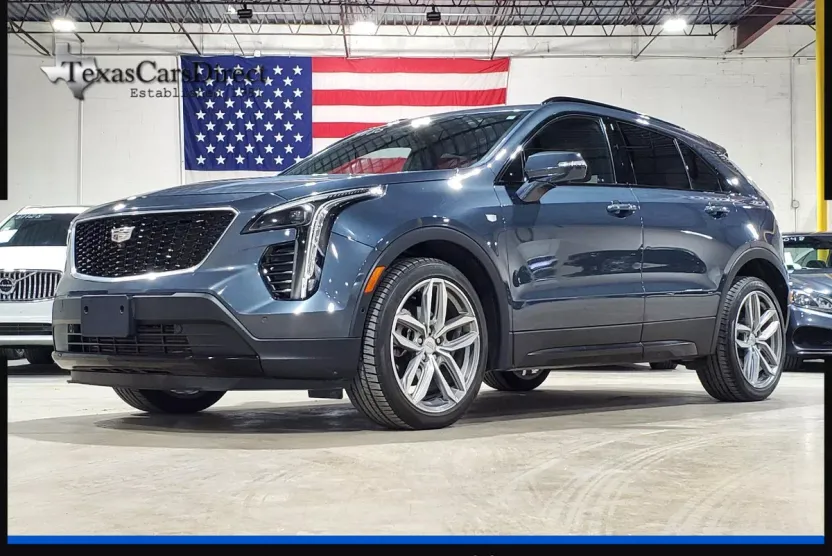 2019 Cadillac XT4 Sport photo 1