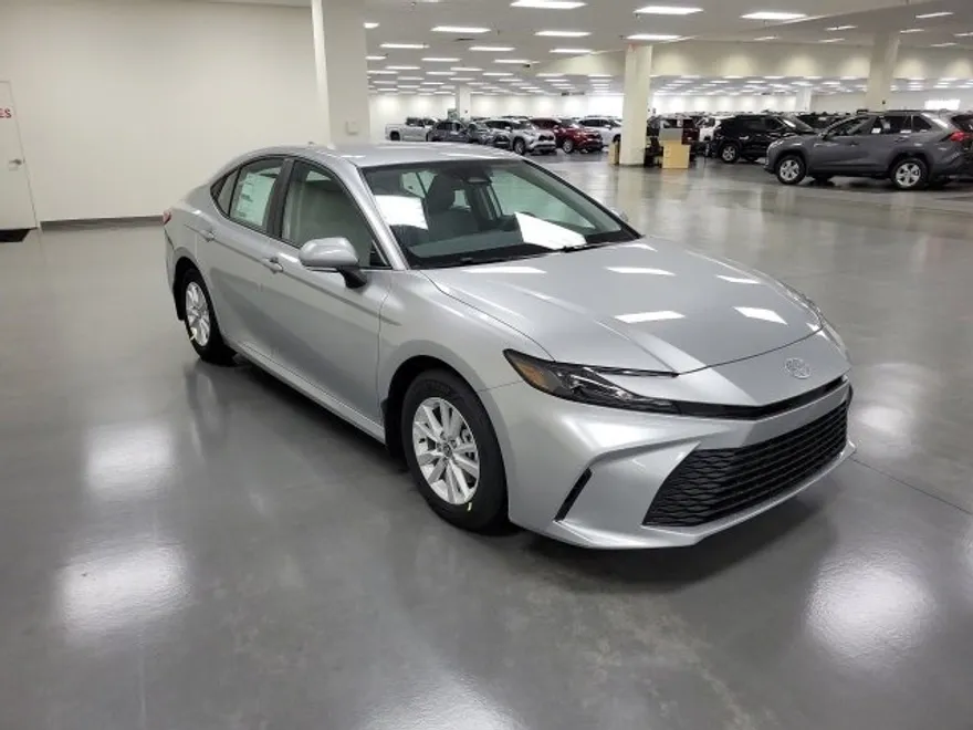 2026 Toyota Camry LE photo 1