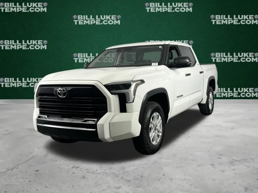 2022 Toyota Tundra SR5 photo 1