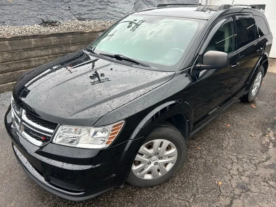 2017 Dodge Journey SE photo 1