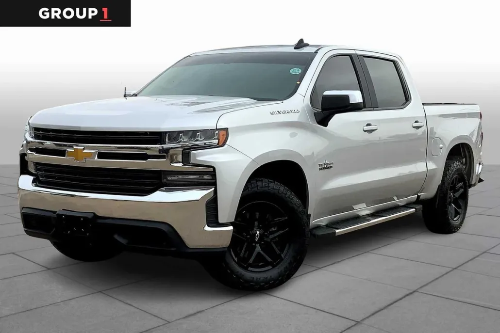 2020 Chevrolet Silverado 1500 LT photo 1