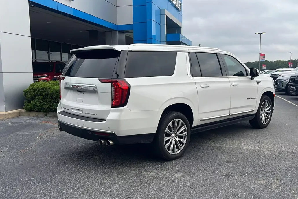 2021 Gmc Yukon XL Denali photo 1