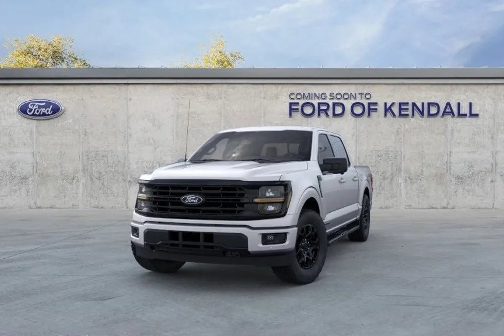 2025 Ford F-150 XLT photo 1