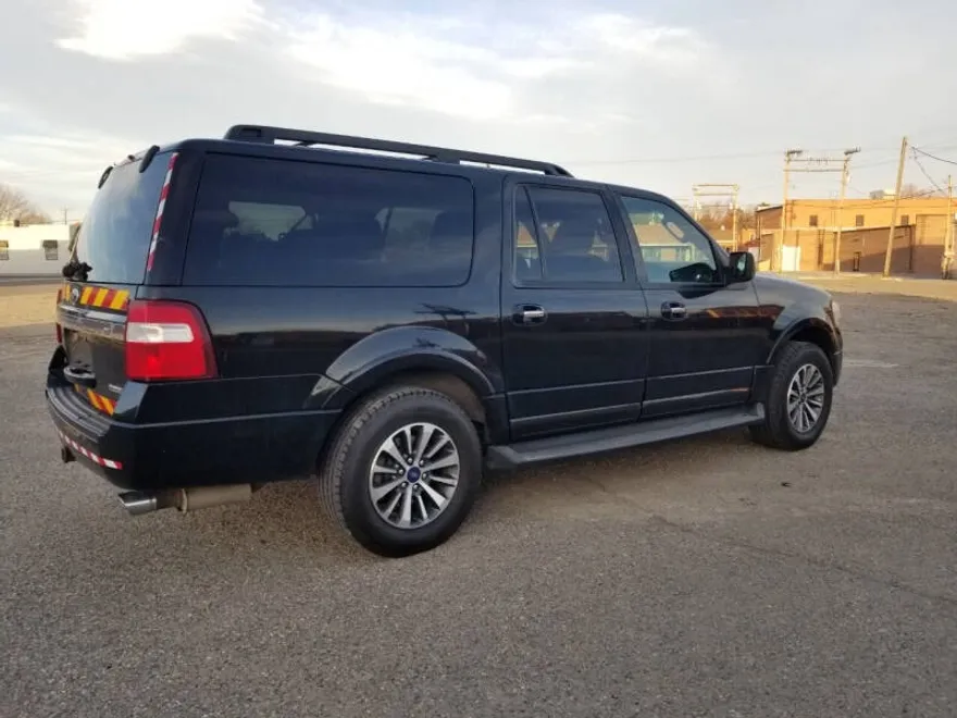 2016 Ford Expedition MAX XLT King Ranch photo 1