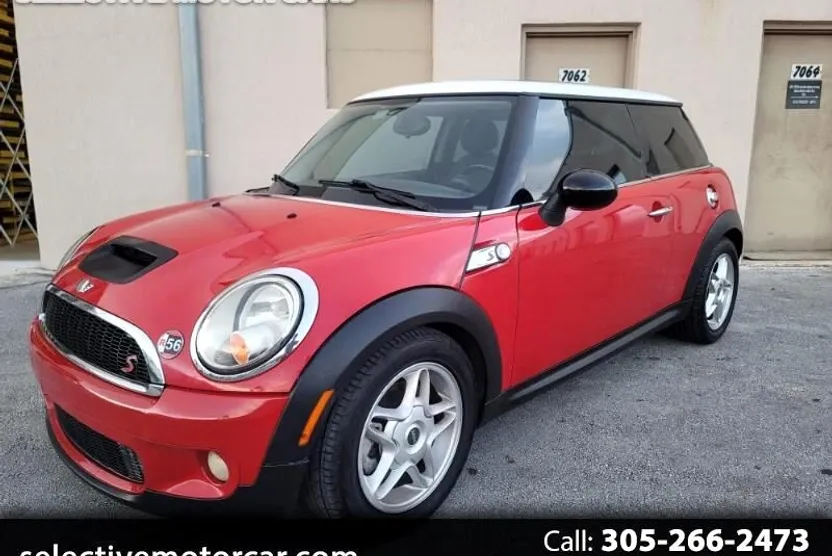 2010 Mini Cooper S photo 1