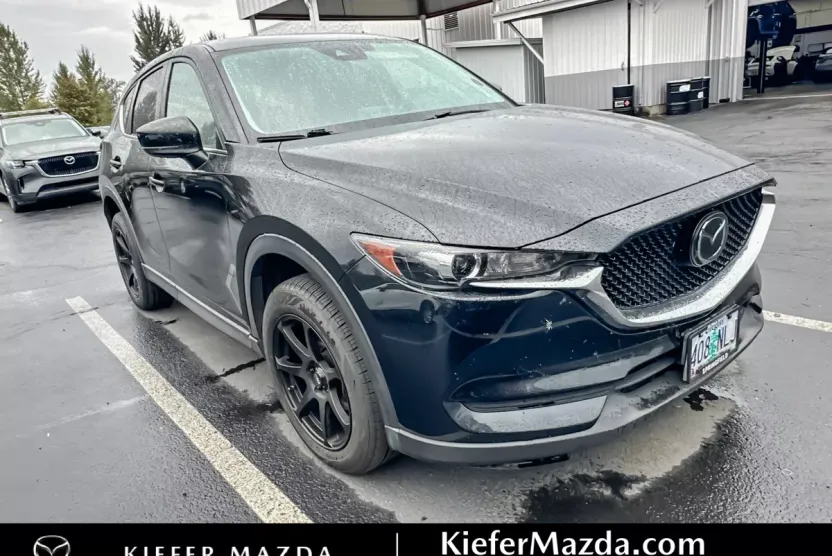 2018 Mazda CX-5 Touring photo 1