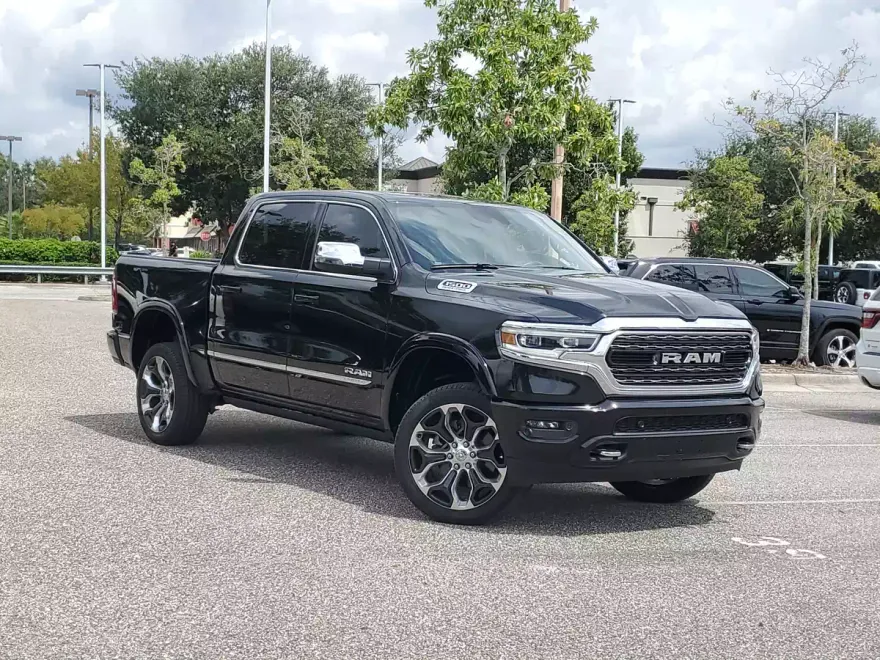 2023 Ram 1500 Limited photo 1