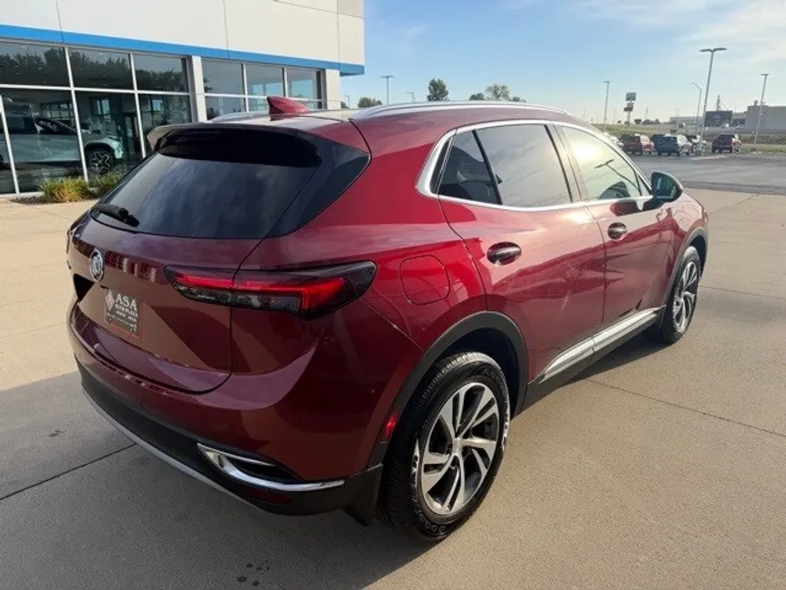 2021 Buick Envision Essence photo 1
